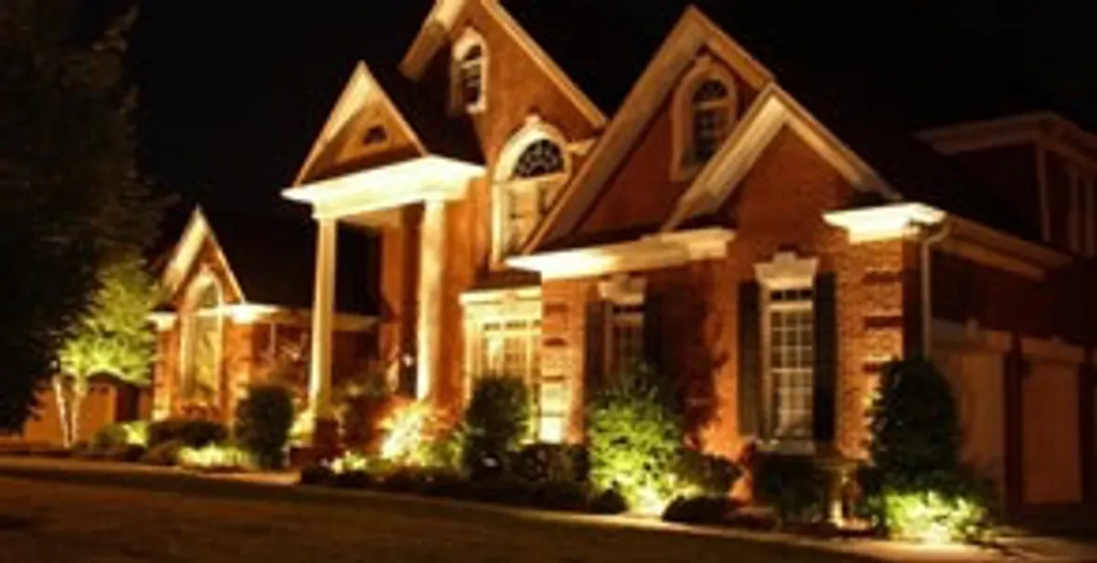 electrician services providing professional exterior electrical lighting in New Orleans, LA