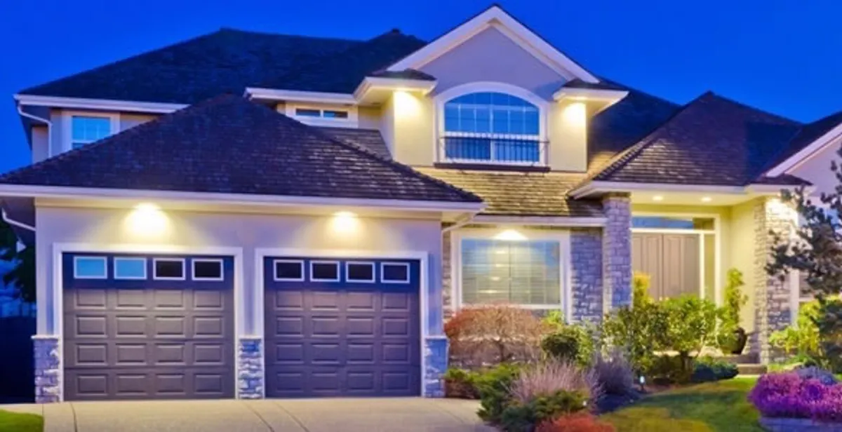Programmable lighting installation improving residential exterior lighting control in New Orleans, LA